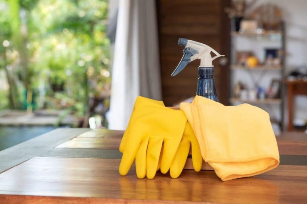 Cleaning and organizing hacks