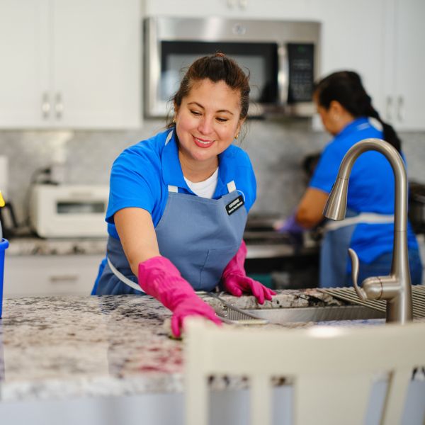 A Deep cleaning team performs a Deep cleaning Service In Nashville, TN